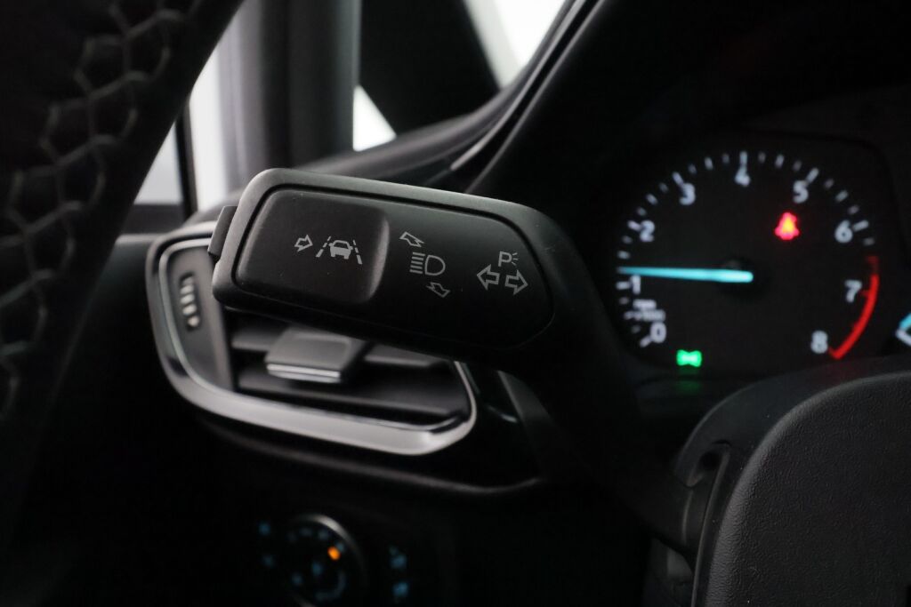 Ford Fiesta 2020 Valkoinen