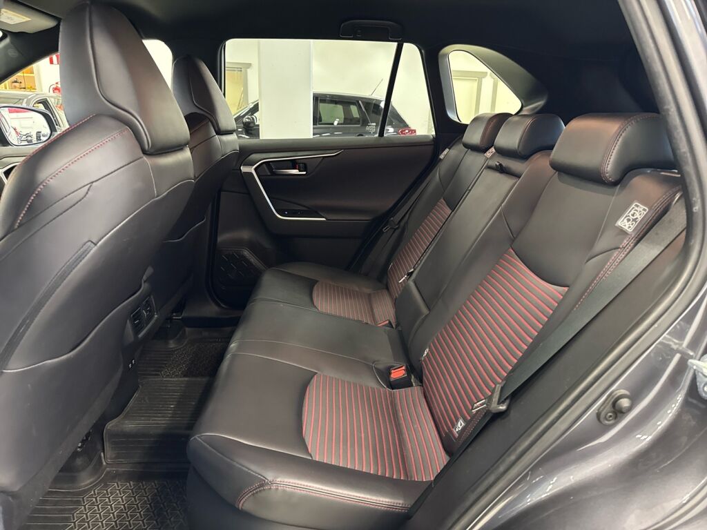 Toyota RAV4 Plug-in 2021 Harmaa