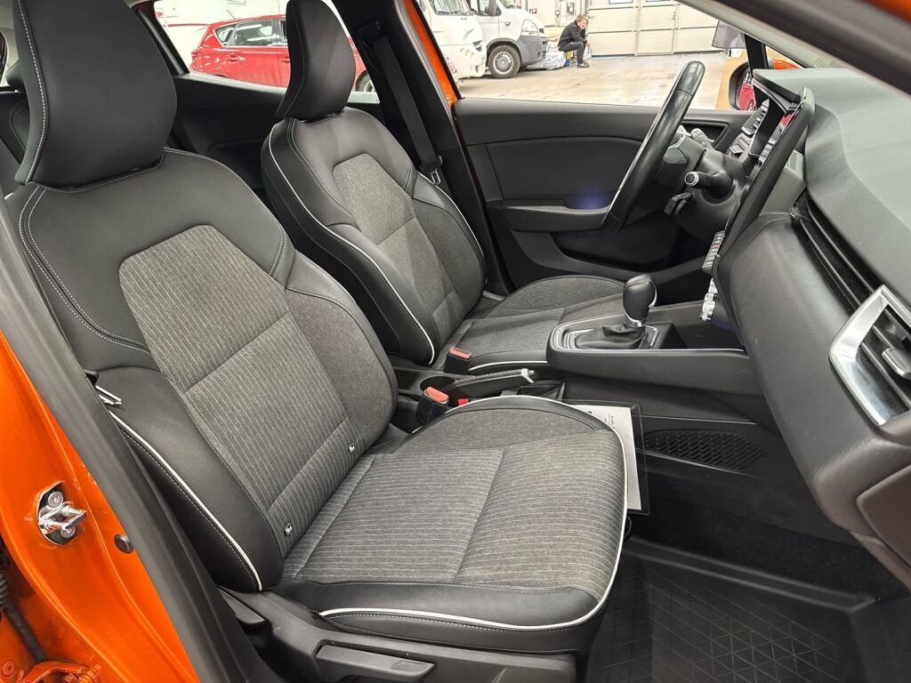 Renault Clio 2021 Oranssi
