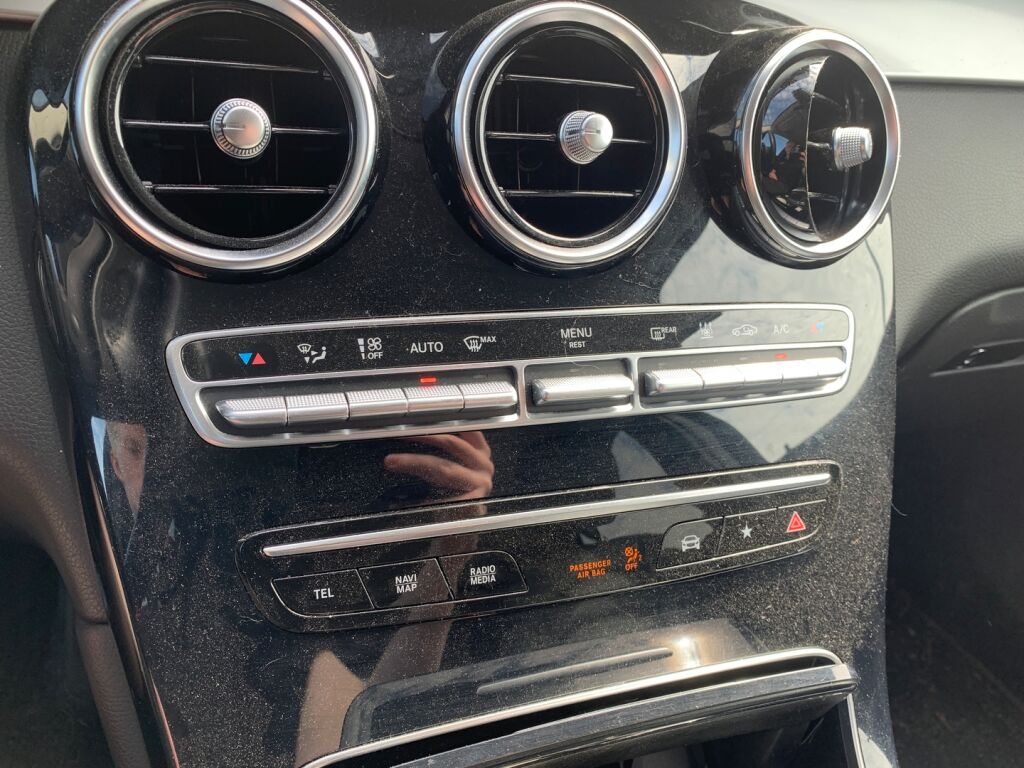 Mercedes-Benz GLC 2021 Valkoinen