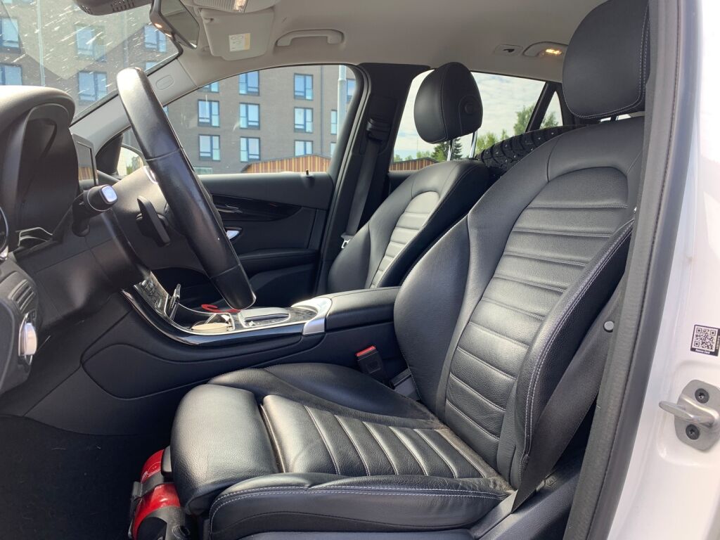 Mercedes-Benz GLC 2021 Valkoinen