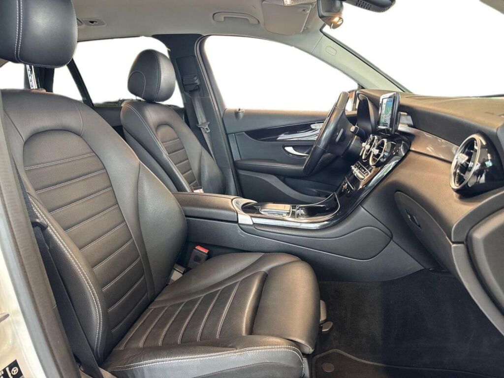 Mercedes-Benz GLC 2021 Valkoinen