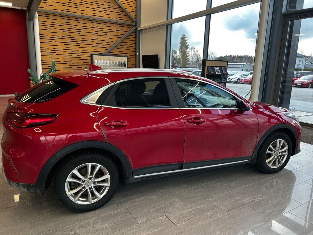Kia XCeed 2021 Punainen