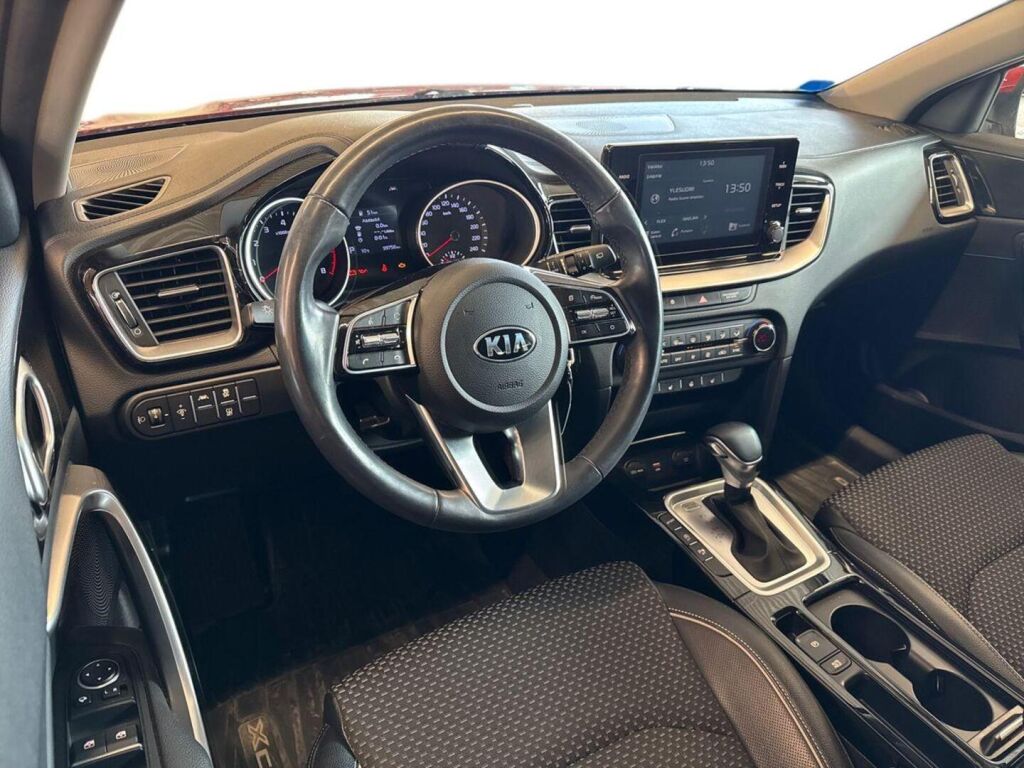 Kia XCeed 2021 Punainen