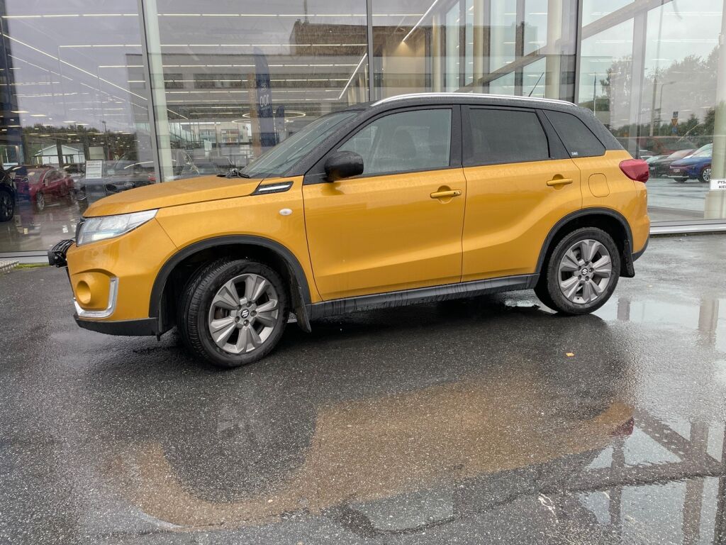 Suzuki Vitara 2021 Keltainen
