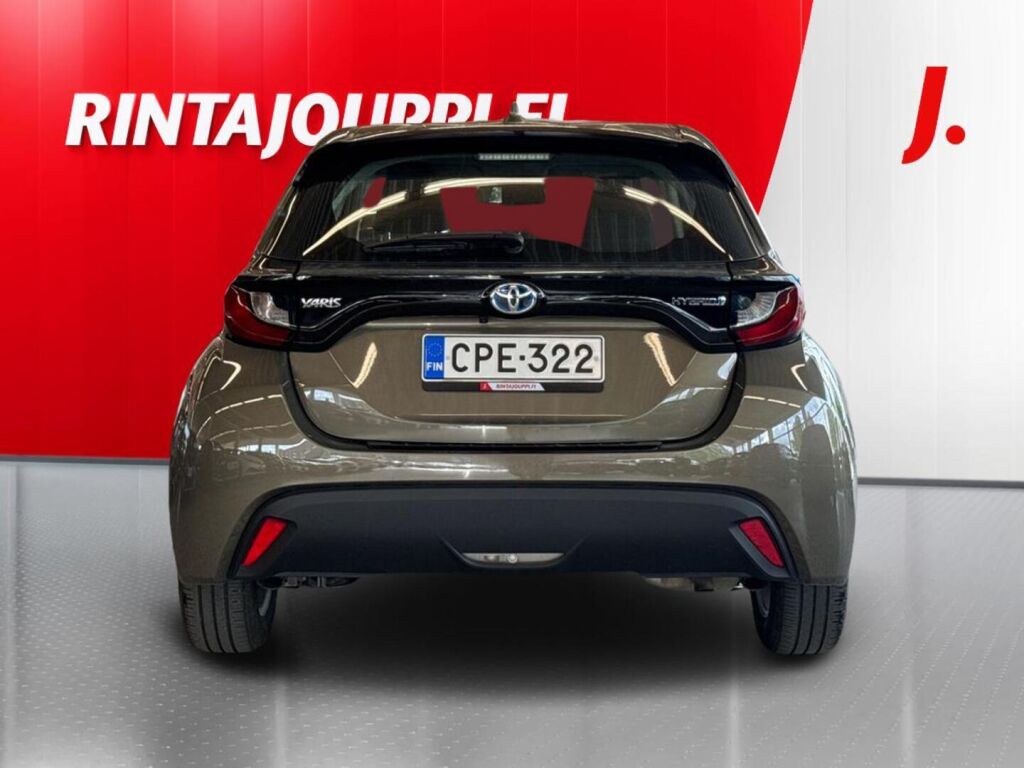 Toyota Yaris 2021 Metallinhohto Ruskea (beige)