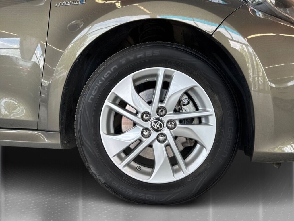 Toyota Yaris 2021 Metallinhohto Ruskea (beige)