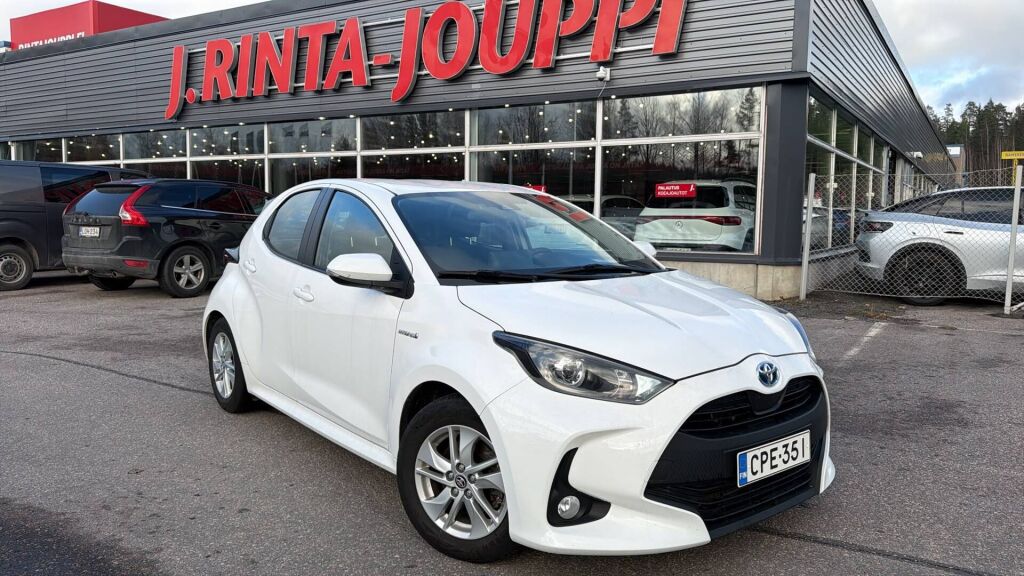 Toyota Yaris 2021 Valkoinen