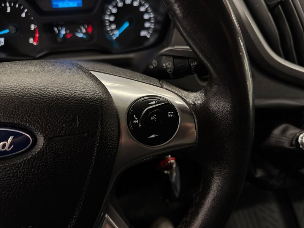 Ford Transit 2016 Valkoinen