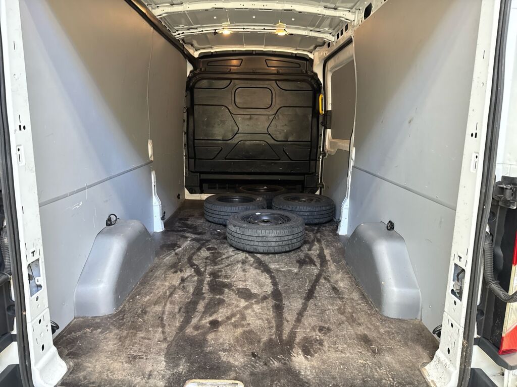 Ford Transit 2016 Valkoinen