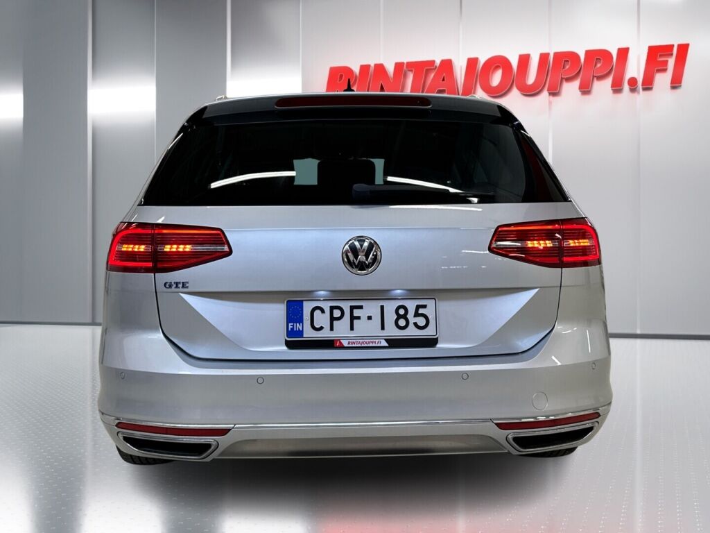 Volkswagen Passat 2017 Monivär.