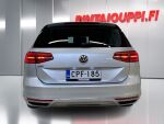 Volkswagen Passat 2017 Monivär.