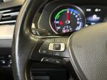 Volkswagen Passat 2017 Monivär.