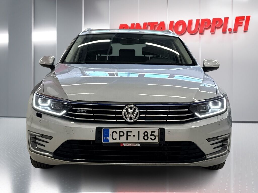 Volkswagen Passat 2017 Monivär.