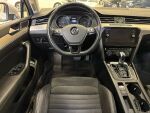 Volkswagen Passat 2017 Monivär.