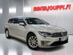 Volkswagen Passat 2017 Monivär.