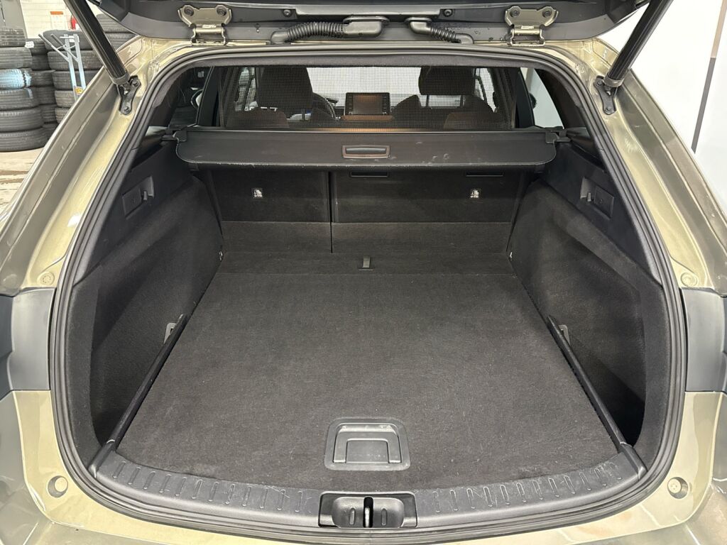 Toyota Corolla 2021 Ruskea (beige)