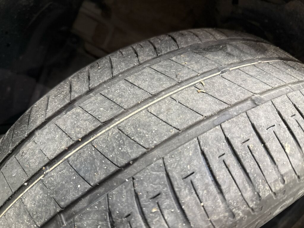 Toyota Corolla 2021 Ruskea (beige)