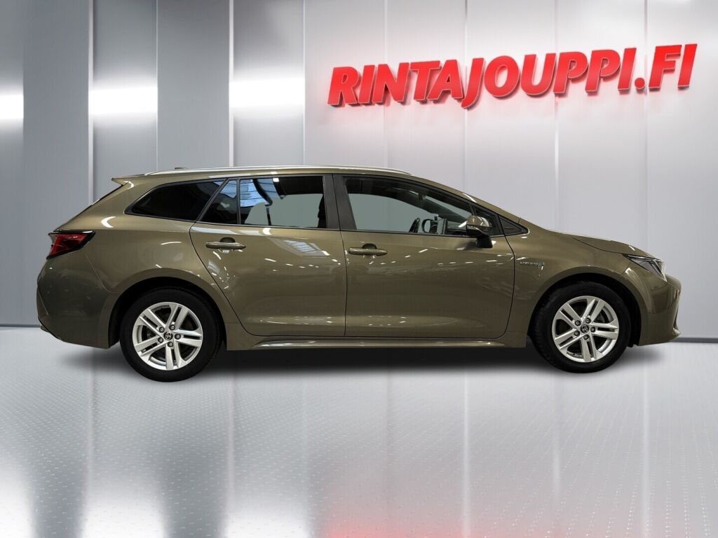 Toyota Corolla 2021 Ruskea (beige)