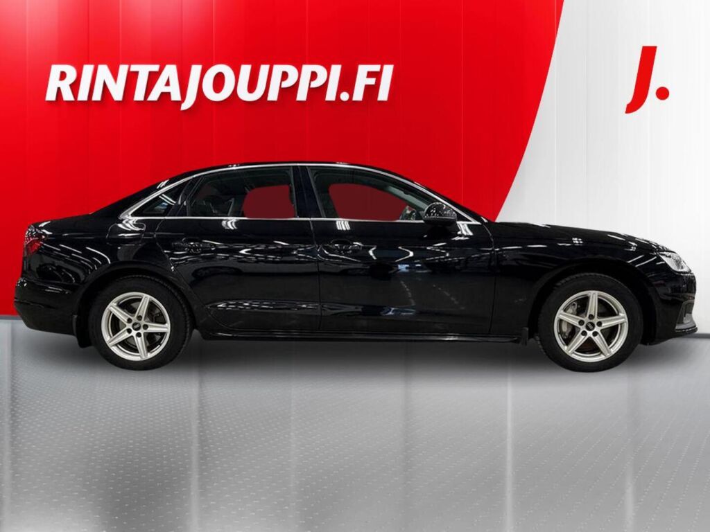 Audi A4 2021 Musta