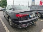 Audi A4 2021 Musta