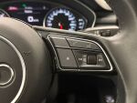 Audi A4 2021 Musta