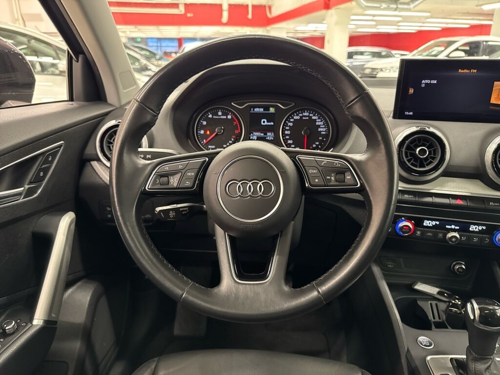 Audi Q2 2021 Harmaa