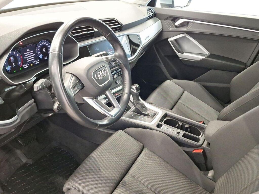Audi Q3 2021 Hopea