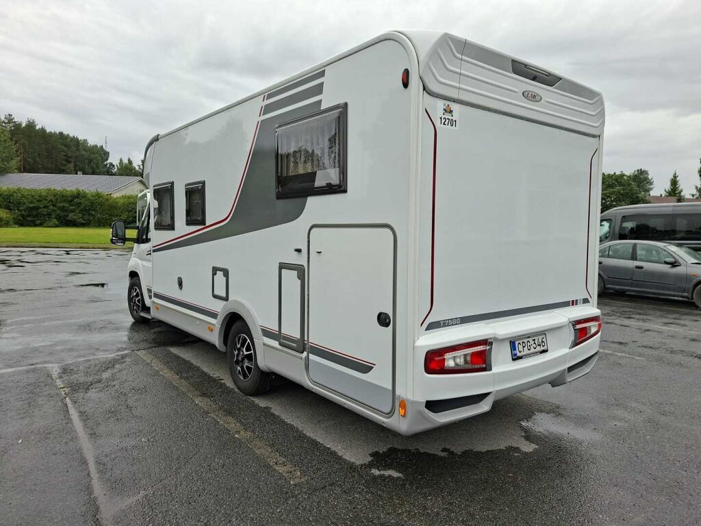 LMC T 758G ELEMENT 2021 Valkoinen