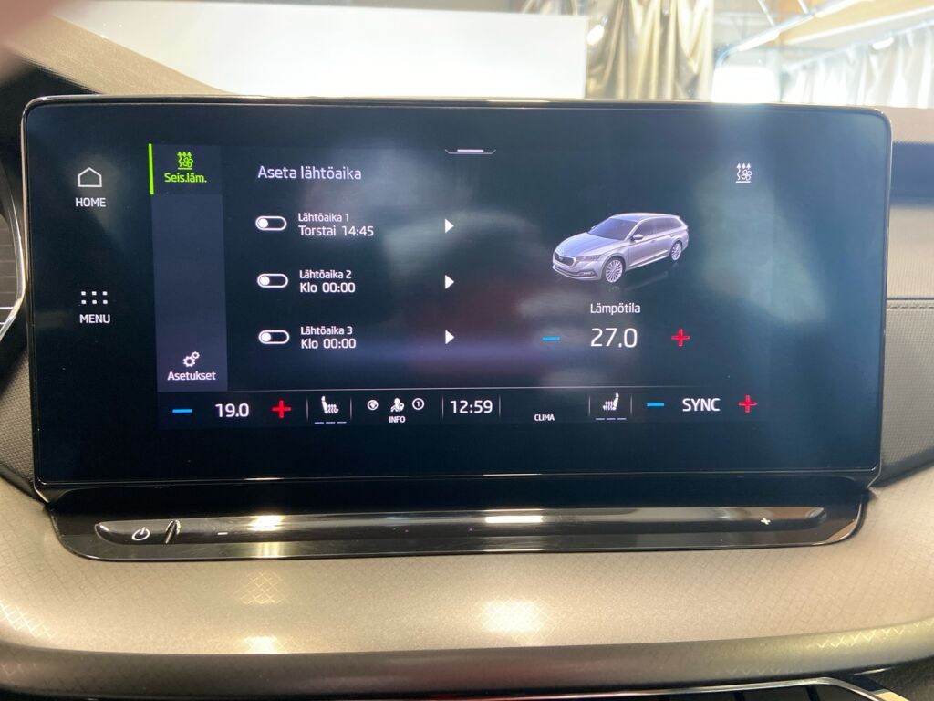 Skoda Octavia 2021 Valkoinen