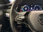 Skoda Octavia 2021 Punainen