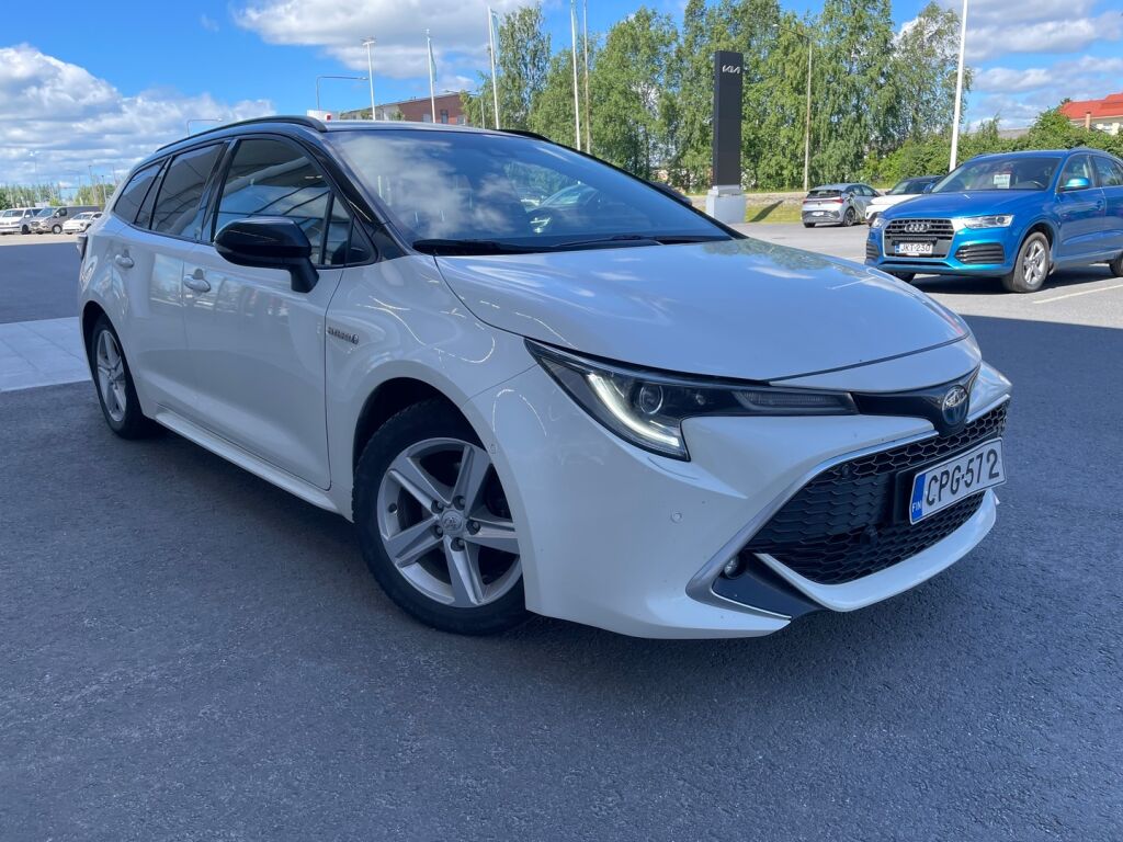 Toyota Corolla 2021 Valkoinen