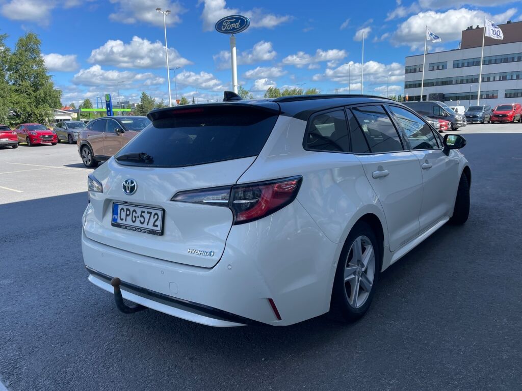 Toyota Corolla 2021 Valkoinen