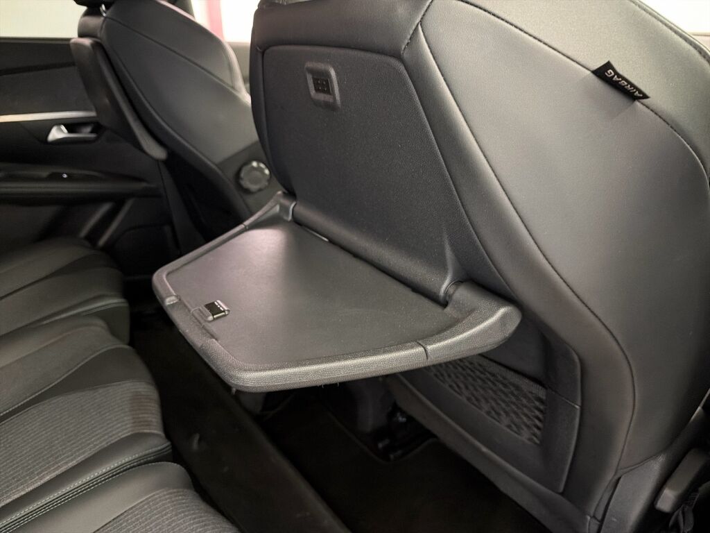 Peugeot 5008 2021 Valkoinen