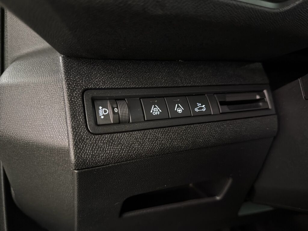 Peugeot 5008 2021 Valkoinen