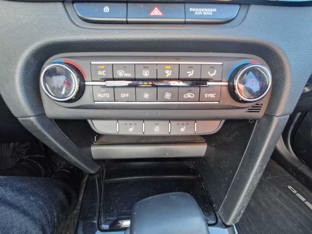 Kia XCeed 2021 Valkoinen