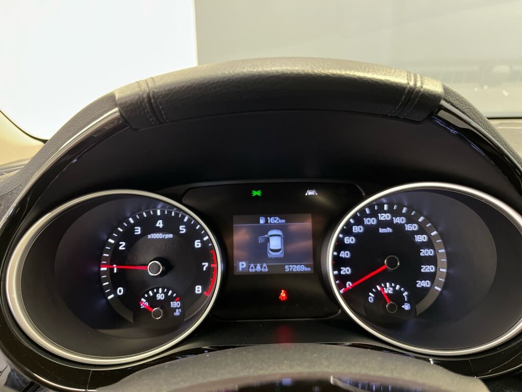 Kia XCeed 2021 Valkoinen