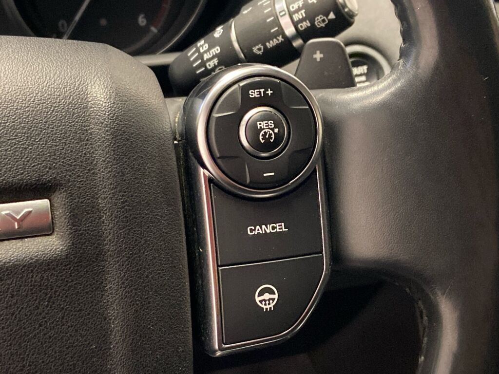 Land Rover Discovery 2017 Harmaa