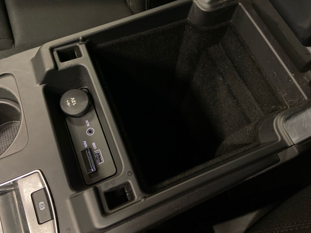 Land Rover Discovery 2017 Harmaa