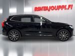 Volvo XC60 2020 Musta