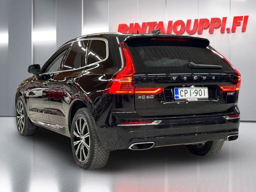 Volvo XC60 2020 Musta