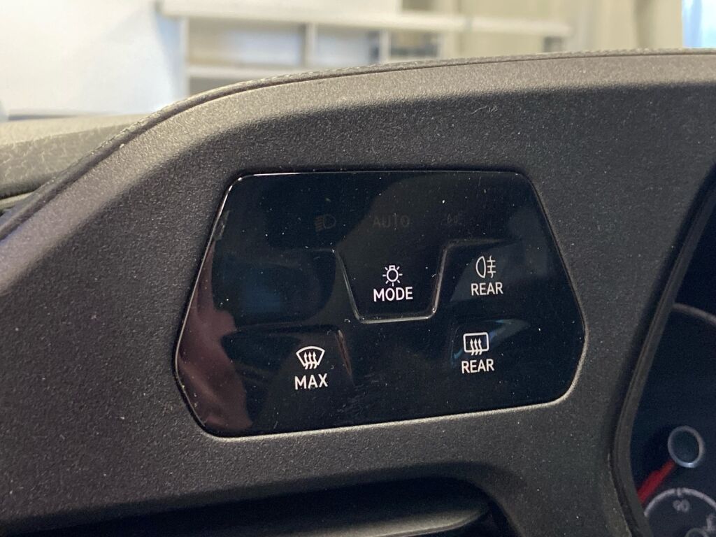 Volkswagen Caddy 2021 Valkoinen