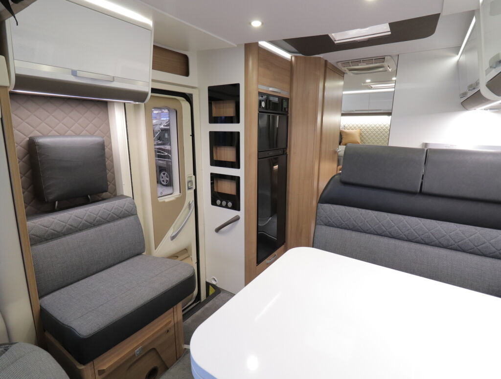 Adria MATRIX 670 SL J EDITION 2021 Hopea