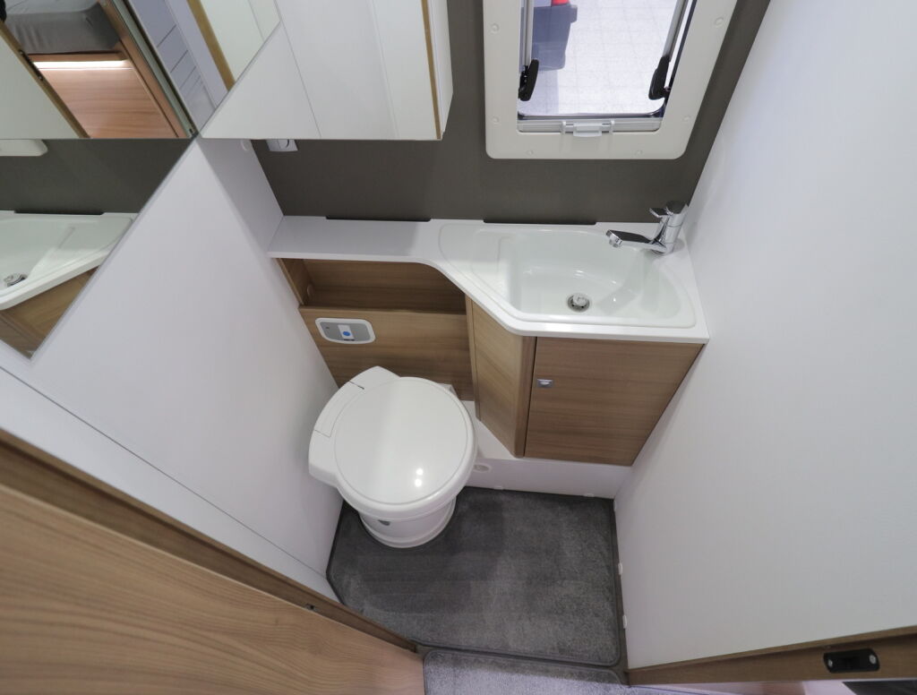 Adria MATRIX 670 SL J EDITION 2021 Hopea