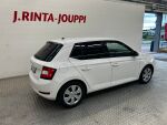 Skoda Fabia 2022 Valkoinen
