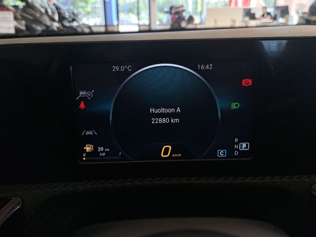 Mercedes-Benz A 2021 Harmaa