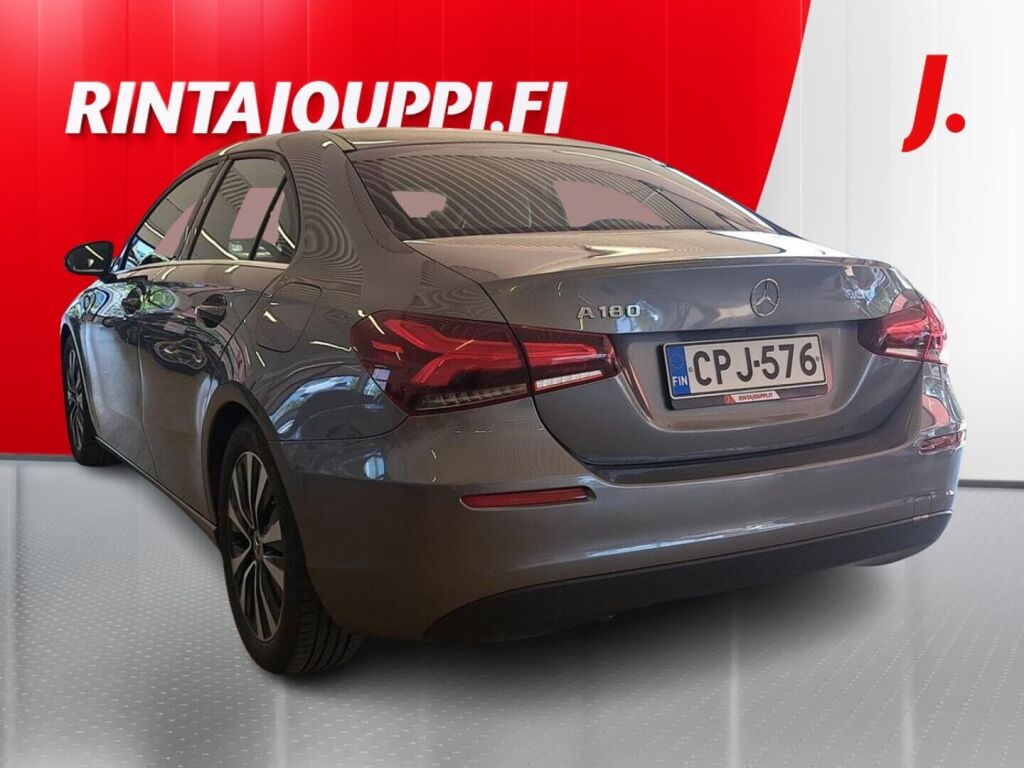 Mercedes-Benz A 2021 Harmaa