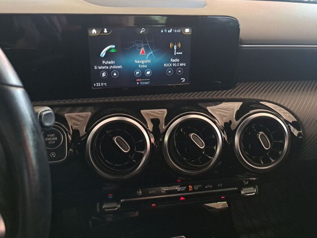 Mercedes-Benz A 2021 Harmaa