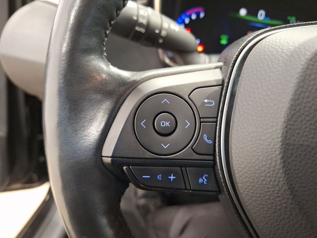 Suzuki Swace 2021 Musta