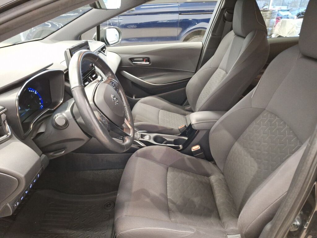 Suzuki Swace 2021 Musta